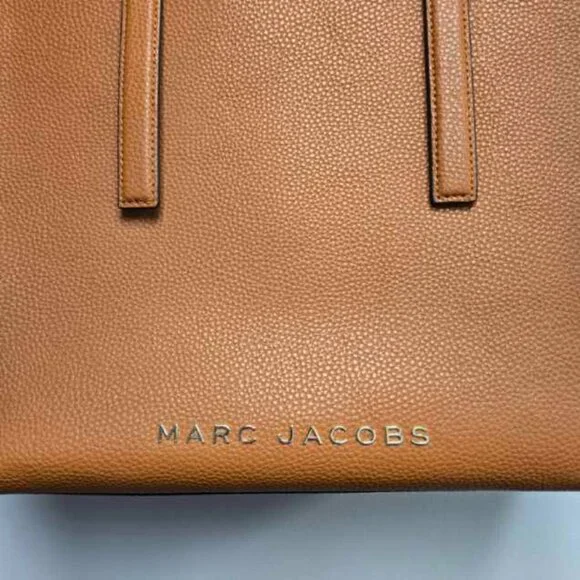 Marc Jacobs Jordan Studded Leather Tote NWOT Cognac Brown Pebbled Work Laptop - Picture 2 of 7